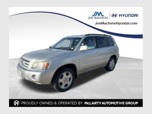 Used 2004 Toyota Highlander Limited AWD/4WD image 1