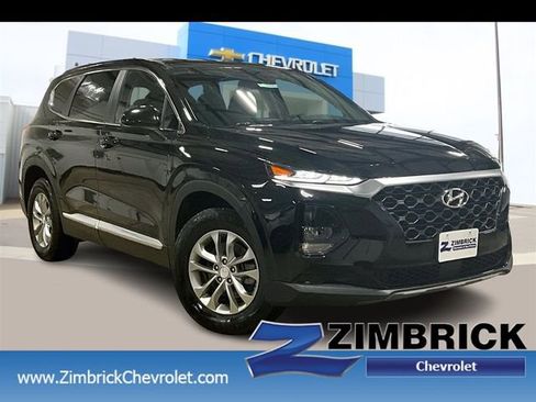 Used 2020 Hyundai Santa Fe SE image 1
