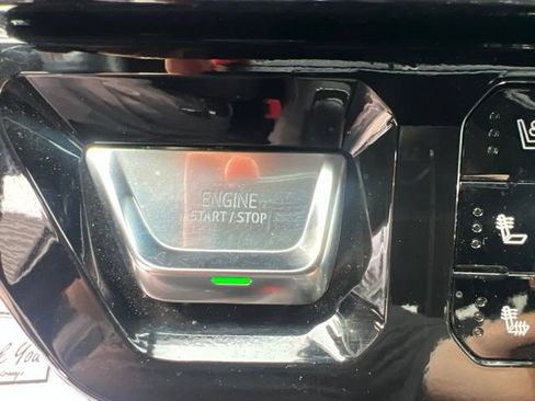 Used 2022 GMC Sierra 1500 AT4 w/ AT4 Premium Package AWD/4WD image 31