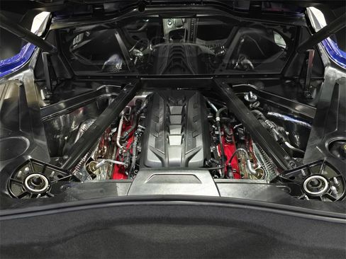 Certified 2025 Chevrolet Corvette Stingray Coupe w/ 1LT image 15