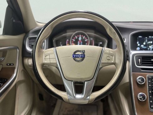 Used 2015 Volvo S60 T5 Premier image 28