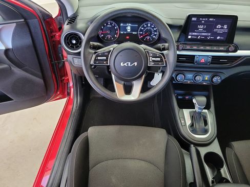 Used 2024 Kia Forte LXS FWD image 15