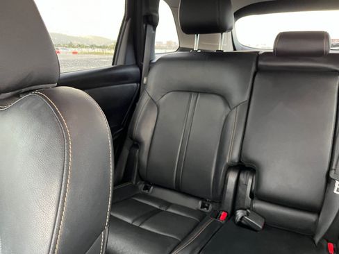 Used 2025 MAZDA CX-70 3.3 Turbo w/ Preferred Package image 34