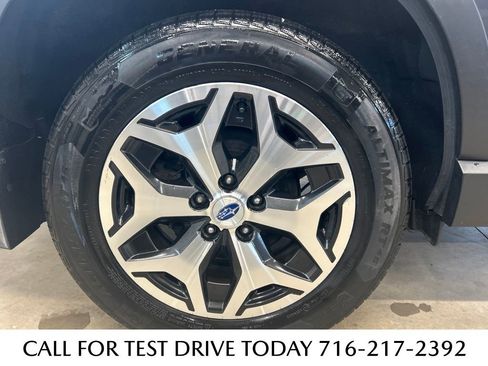 Used 2020 Subaru Forester Premium AWD/4WD image 21