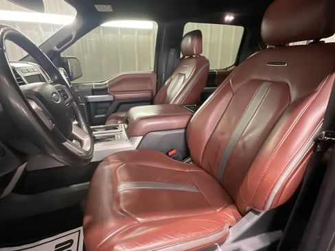 Used 2018 Ford F150 Platinum w/ Equipment Group 701A Luxury image 10