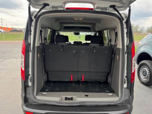 Used 2021 Ford Transit Connect XL image 8