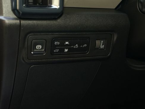 Used 2026 GMC Hummer EV 4x4 Crew Cab w/ LPO, Dark Essentials Package image 23
