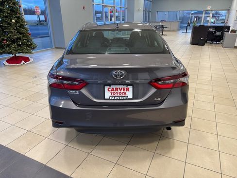 Used 2022 Toyota Camry LE image 8