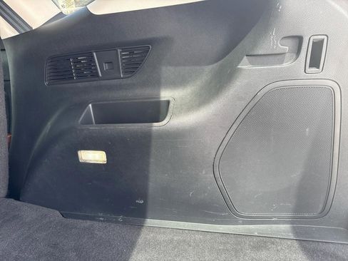 Used 2017 Ford Edge Titanium w/ Equipment Group 301A FWD image 21