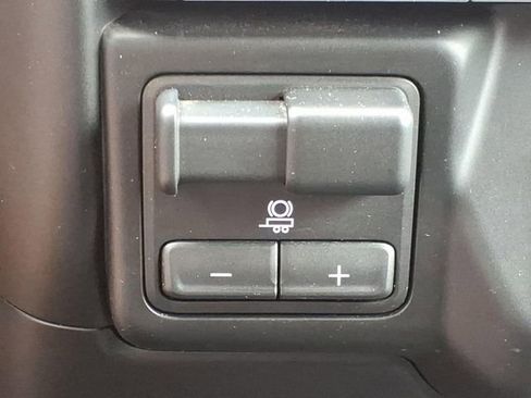 Used 2019 Chevrolet Silverado 1500 LT w/ Texas Edition RWD image 29