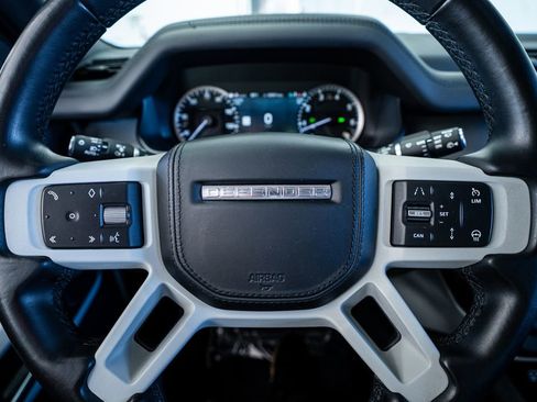 Used 2023 Land Rover Defender 110 X-Dynamic SE image 37