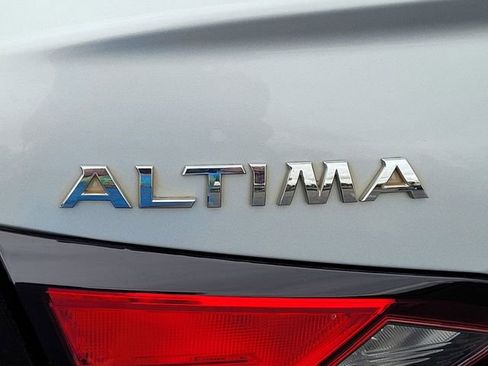 Used 2021 Nissan Altima 2.5 S FWD image 10