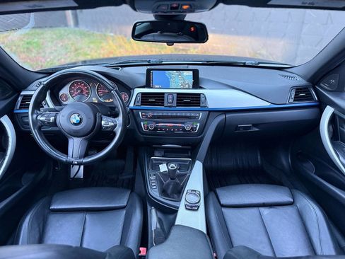 Used 2014 BMW 335i Sedan w/ Technology Package image 9