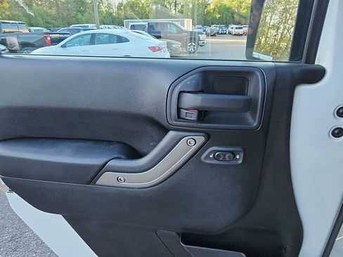 Used 2014 Jeep Wrangler Unlimited Sport w/ Quick Order Package 23S image 15