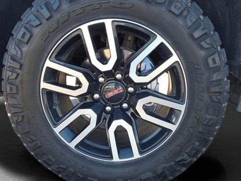 Used 2023 GMC Sierra 1500 AT4 w/ AT4 Premium Package image 45