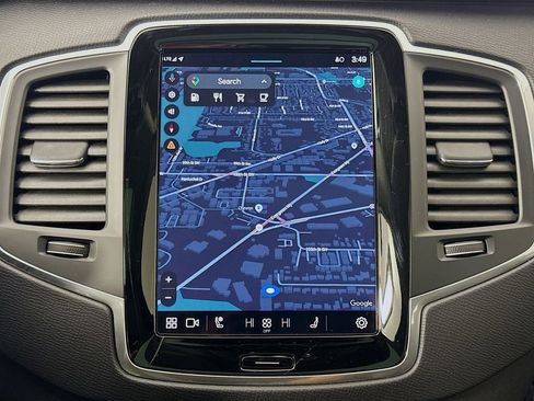 Used 2025 Volvo XC90 B5 Core w/ Climate Package AWD/4WD image 16