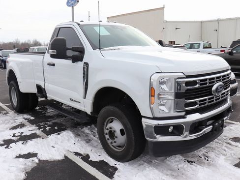 Used 2024 Ford F350 XLT w/ 360-Degree Camera Package image 3