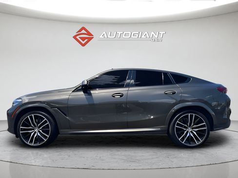 Used 2021 BMW X6 M50i AWD/4WD image 3