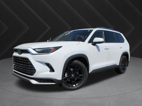 Used 2024 Toyota Grand Highlander AWD Hybrid image 1