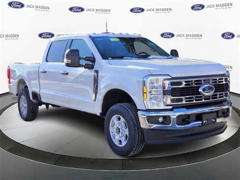 New 2026 Ford F250 XLT w/ FX4 Off-Road Package image 7