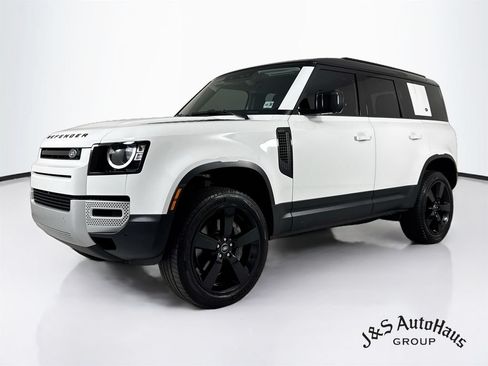 Used 2022 Land Rover Defender 110 S AWD/4WD image 3