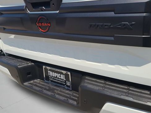 Used 2026 Nissan Frontier PRO-4X AWD/4WD image 27