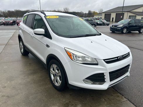 Used 2014 Ford Escape SE w/ Equipment Group 201A image 3