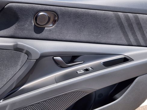 New 2025 Hyundai Elantra N image 14