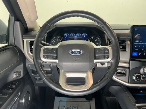 Used 2023 Ford Expedition Max XLT image 15