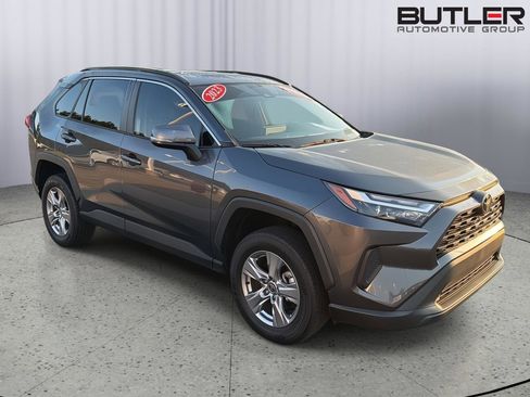 Certified 2023 Toyota RAV4 XLE w/ Convenience Package FWD image 8