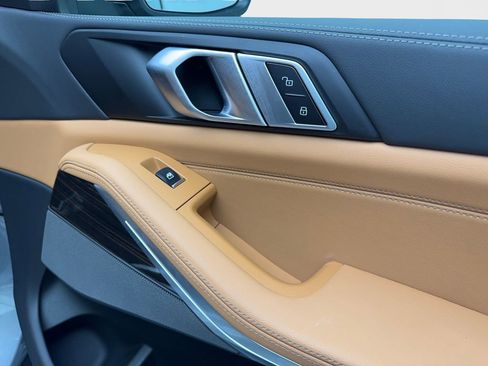 Used 2025 BMW X5 xDrive40i image 50