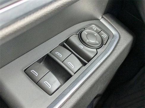 Used 2024 GMC Sierra 1500 Elevation image 25