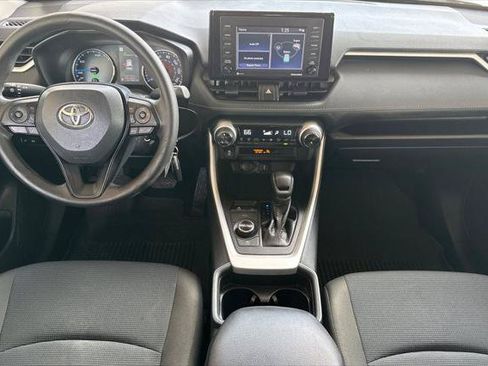 Certified 2021 Toyota RAV4 LE AWD/4WD image 3