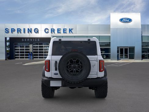 New 2026 Ford Bronco Badlands AWD/4WD image 5
