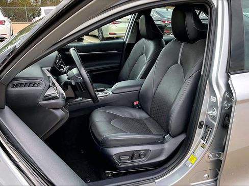 Used 2024 Toyota Camry XSE image 7