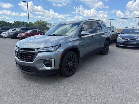 Used 2023 Chevrolet Traverse RS AWD/4WD image 3