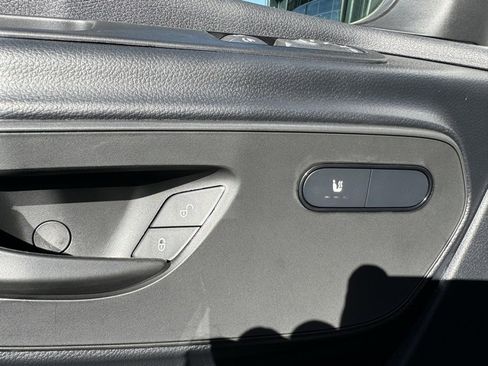 Used 2024 Mercedes-Benz Sprinter 144 Cargo image 22