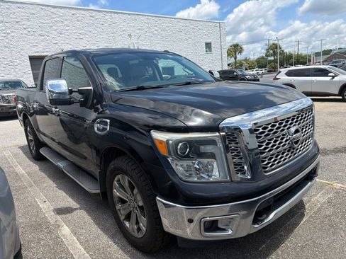Used 2017 Nissan Titan SL w/ Texas Titan Edition RWD image 8
