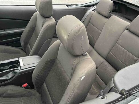 Used 2013 Ford Mustang Convertible image 29