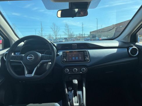 Used 2025 Nissan Versa SV FWD image 26