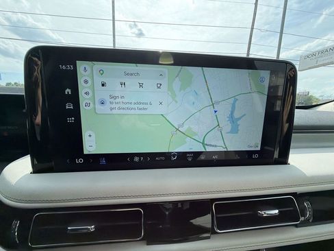 New 2026 Lincoln Aviator Reserve AWD/4WD image 18