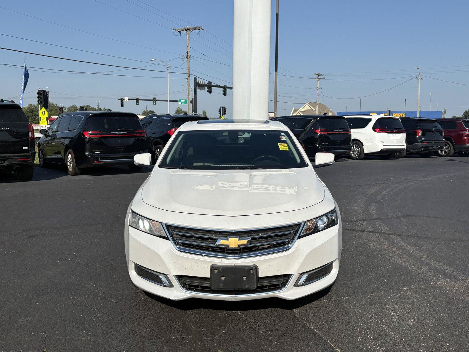 Used 2016 Chevrolet Impala LT w/ Convenience Package FWD image 17