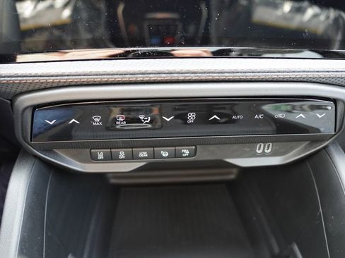 New 2026 Jeep Cherokee Overland AWD/4WD image 15
