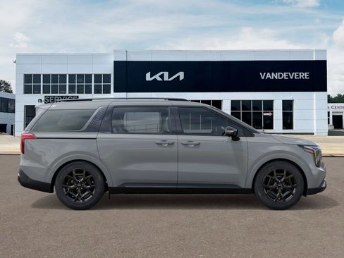 New 2026 Kia Carnival SX w/ SX Dark Edition Package image 7