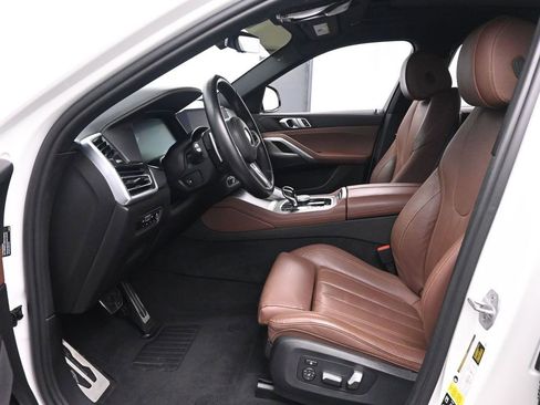 Used 2022 BMW X6 xDrive40i w/ M Sport Package image 12