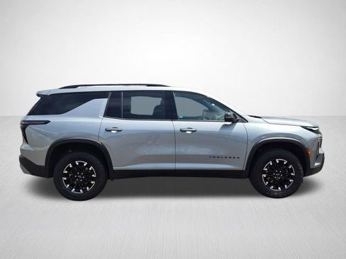 Used 2024 Chevrolet Traverse Z71 w/ LPO, Floor Liner Package AWD/4WD image 11