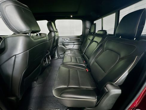 Used 2019 RAM 1500 Laramie image 28