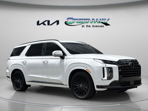 Used 2024 Hyundai Palisade Calligraphy AWD/4WD image 2