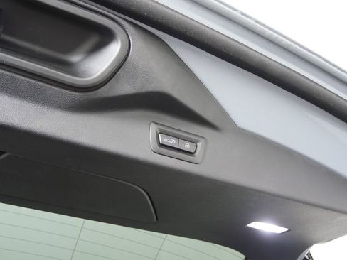 Certified 2025 BMW X7 M60i image 20