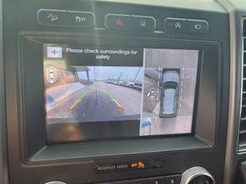 Certified 2019 Ford Expedition Platinum AWD/4WD image 5